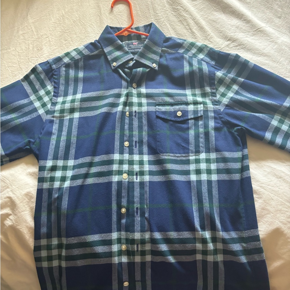 Vineyard Vines Men’s Medium Slim Fit Crosby Shirt